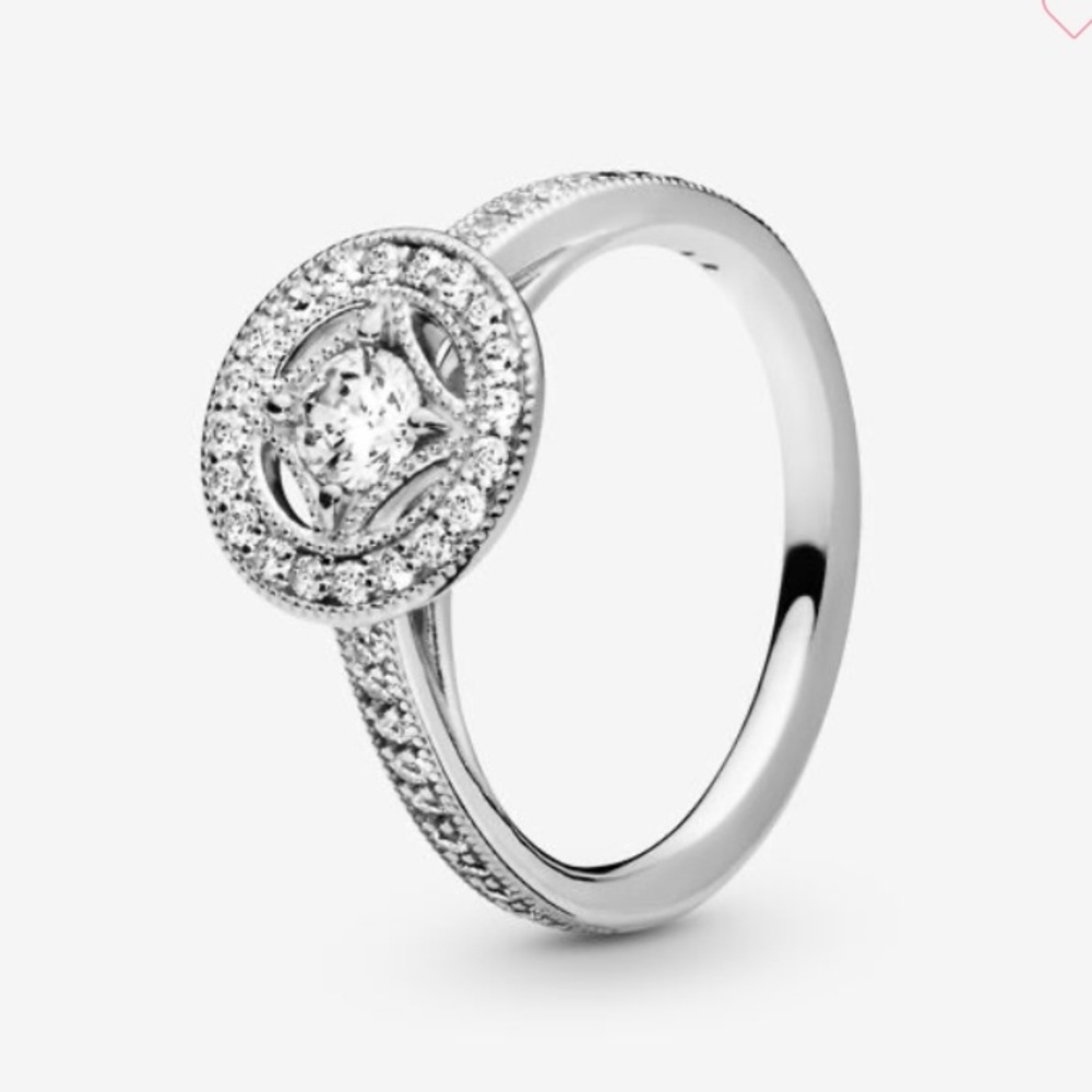 Pandora vintage circle ring